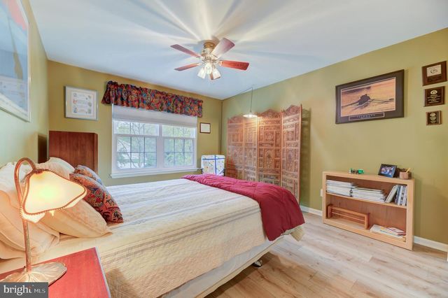 2 FANNING WAY, Pennington, NJ 08534