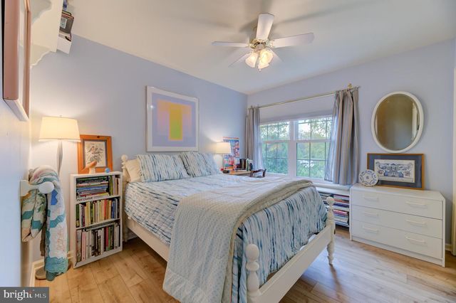 2 FANNING WAY, Pennington, NJ 08534