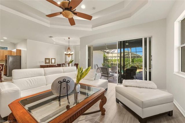 10800 Fieldfair DR, Naples, FL 34119