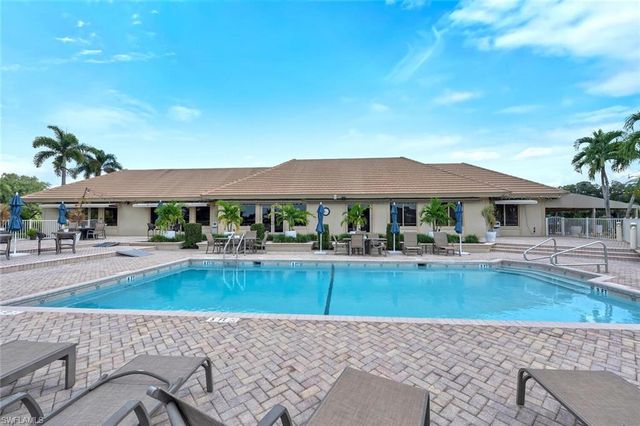 10800 Fieldfair DR, Naples, FL 34119