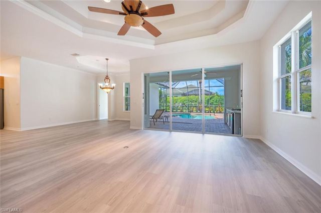 10800 Fieldfair DR, Naples, FL 34119