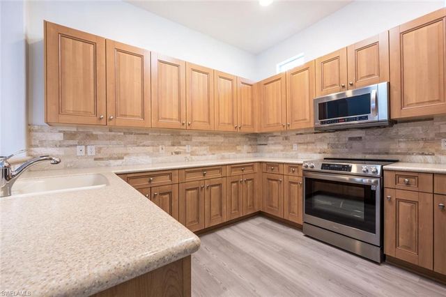 10800 Fieldfair DR, Naples, FL 34119