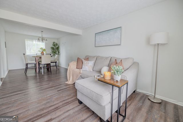 2073 Raintree Place, Lithonia, GA 30058