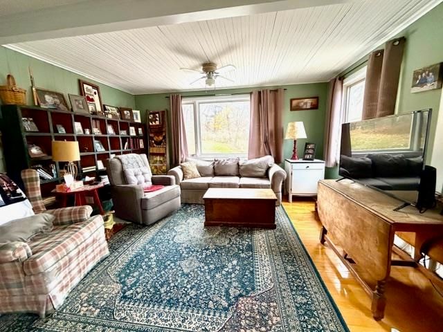 1 Glen Road, Gorham, NH 03581