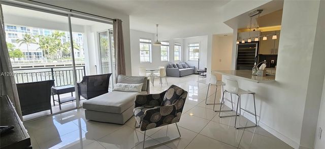 3135 NE 184th Street 2104, Aventura, FL 33160