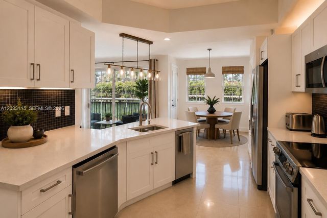 3135 NE 184th Street 2104, Aventura, FL 33160