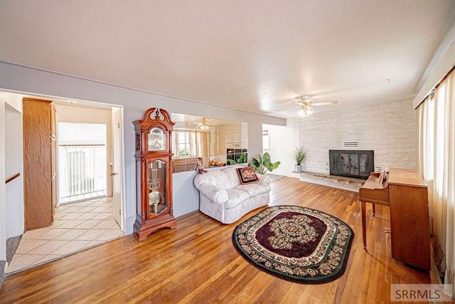 386 N Fisher Avenue, Blackfoot, ID 83221