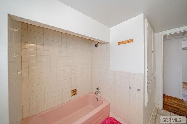 386 N Fisher Avenue, Blackfoot, ID 83221