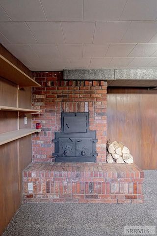 386 N Fisher Avenue, Blackfoot, ID 83221