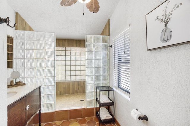 400 33rd Street, West Palm Beach, FL 33407