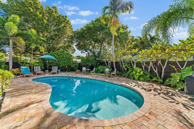 400 33rd Street, West Palm Beach, FL 33407