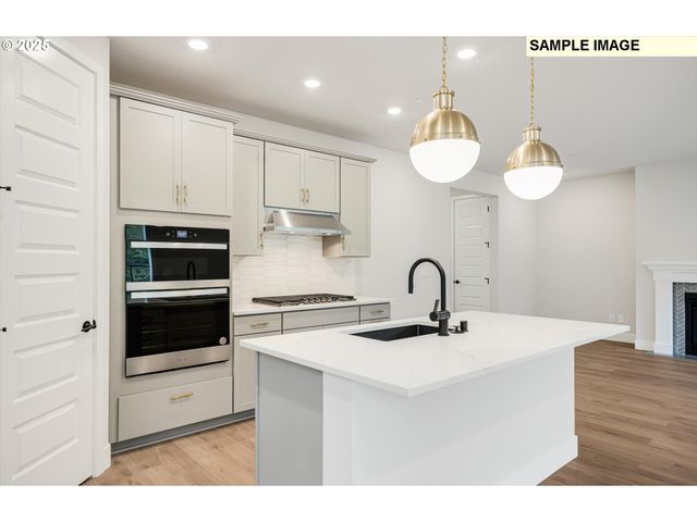 15970 Sw Peace Ave, Tigard, OR 97224