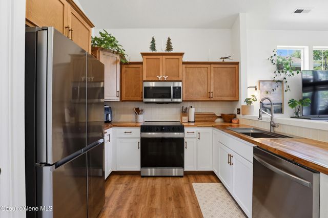 6658 N Cornwall ST, Coeur D'alene, ID 83815