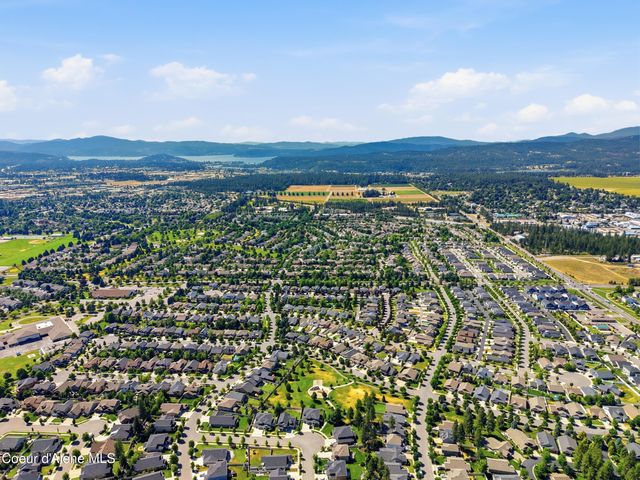 6658 N Cornwall ST, Coeur D'alene, ID 83815