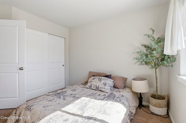 6658 N Cornwall ST, Coeur D'alene, ID 83815