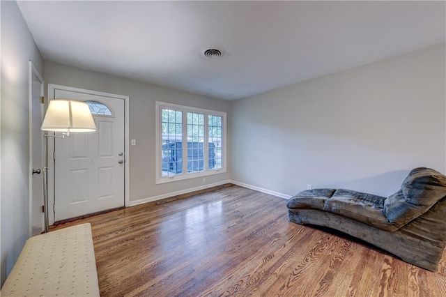 8725 Stearns Avenue, Overland Park, KS 66214