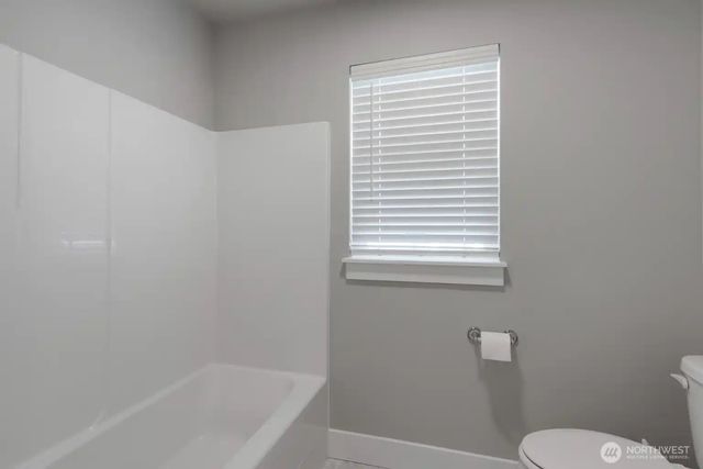 10901 71st Avenue E, Puyallup, WA 98373