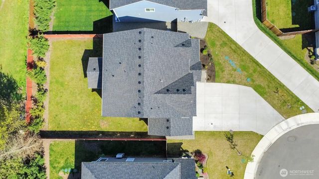 10901 71st Avenue E, Puyallup, WA 98373