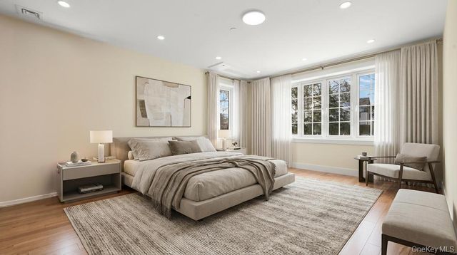 32-35 164th Street, Flushing, NY 11358