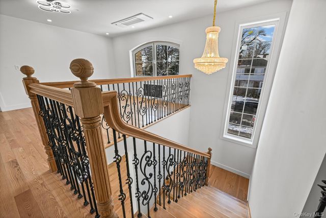 32-35 164th Street, Flushing, NY 11358