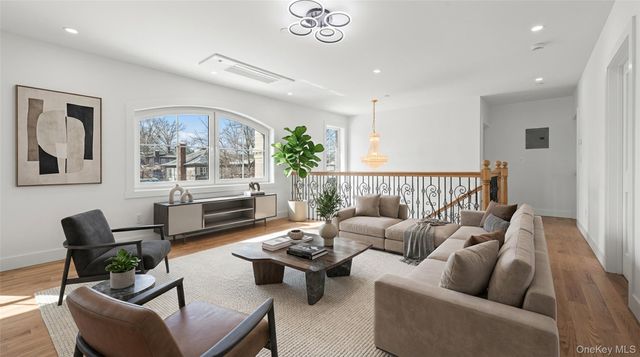 32-35 164th Street, Flushing, NY 11358