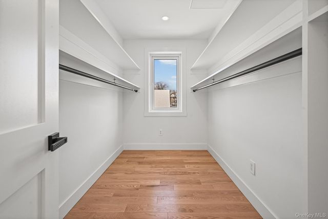 32-35 164th Street, Flushing, NY 11358