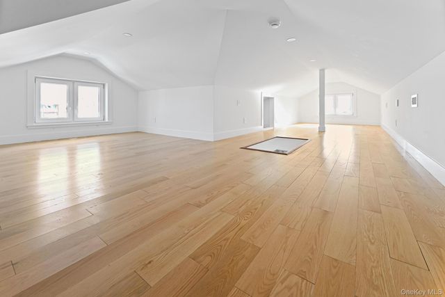 32-35 164th Street, Flushing, NY 11358