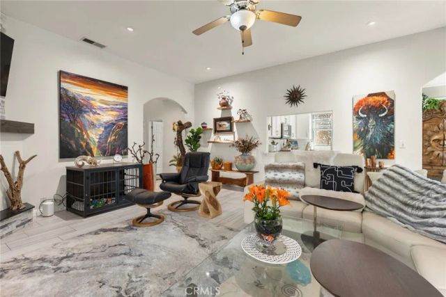 1813 Devonshire, Chico, CA 95928