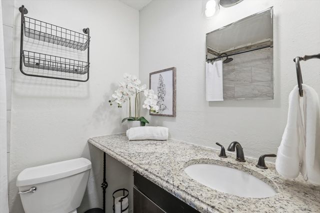2304 Greenwood Circle, Carrollton, TX 75006