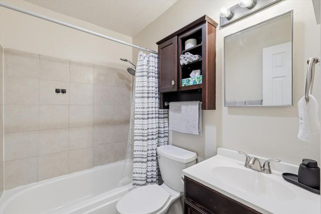 2304 Greenwood Circle, Carrollton, TX 75006