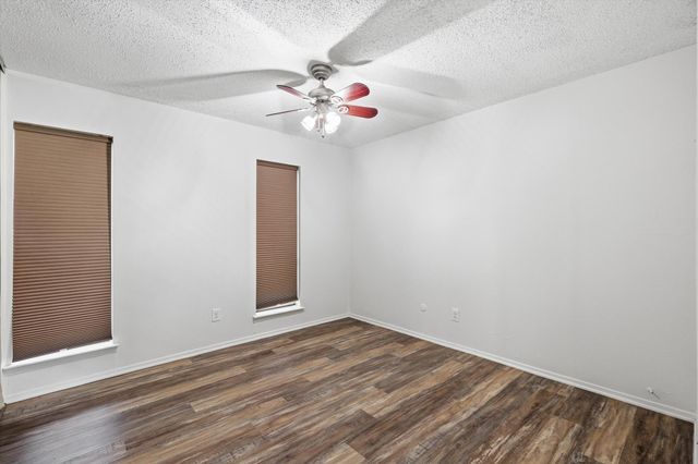 2304 Greenwood Circle, Carrollton, TX 75006