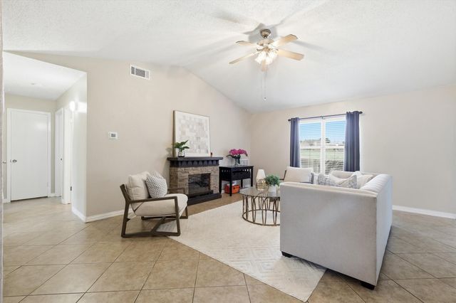 2304 Greenwood Circle, Carrollton, TX 75006