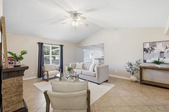 2304 Greenwood Circle, Carrollton, TX 75006