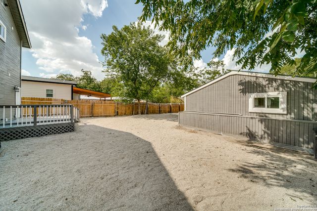 811 W Kings, San Antonio, TX 78212