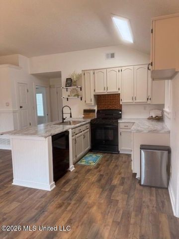 3295 N Hunter Road, Southaven, MS 38672