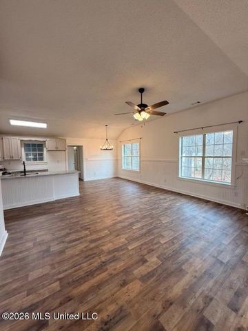 3295 N Hunter Road, Southaven, MS 38672