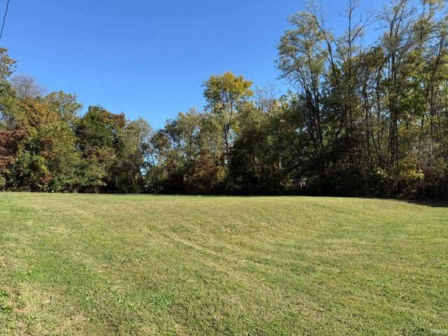 1024 N Country Club Drive 1016 1022 1024a And 1024, Bloomington, IN 47403