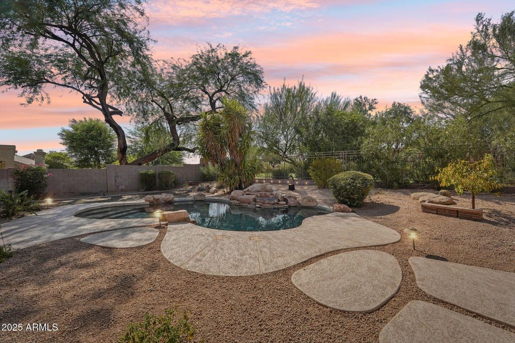 7370 E WINGSPAN Way, Scottsdale, AZ 85255