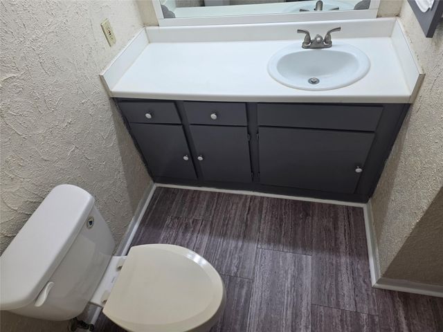 3025 Walnut Bend Lane 21, Houston, TX 77042