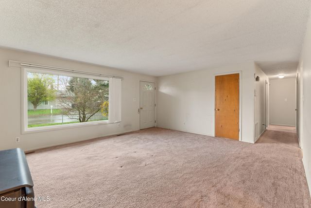 921 Ruth AVE Ave, Sandpoint, ID 83864