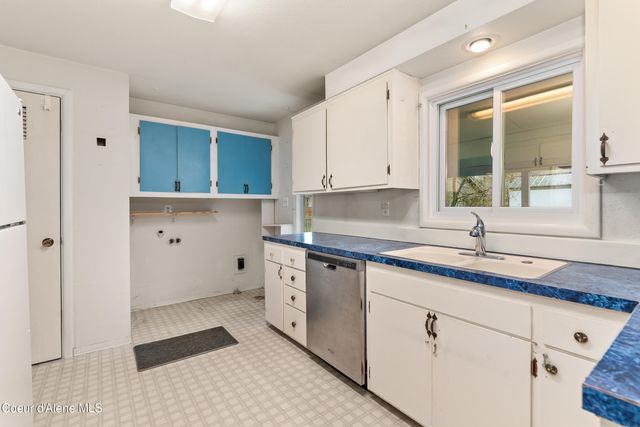 921 Ruth AVE Ave, Sandpoint, ID 83864