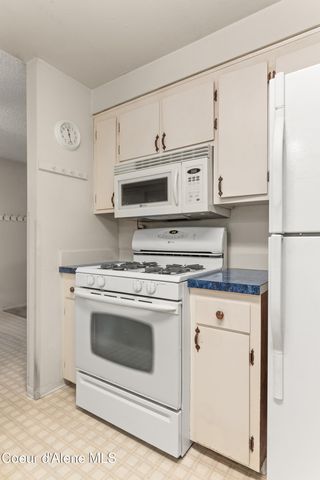 921 Ruth AVE Ave, Sandpoint, ID 83864
