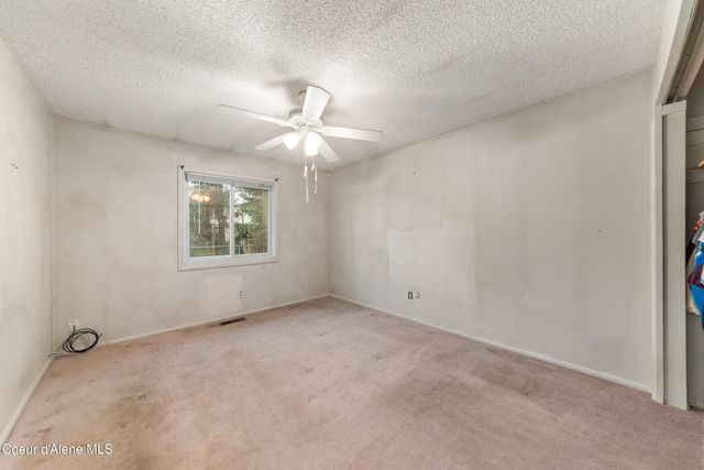 921 Ruth AVE Ave, Sandpoint, ID 83864
