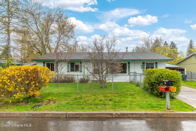921 Ruth AVE Ave, Sandpoint, ID 83864