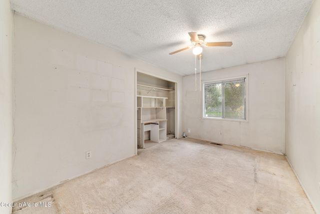 921 Ruth AVE Ave, Sandpoint, ID 83864