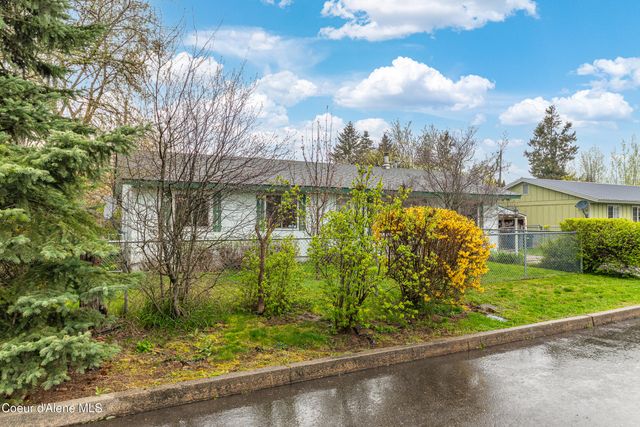 921 Ruth AVE Ave, Sandpoint, ID 83864