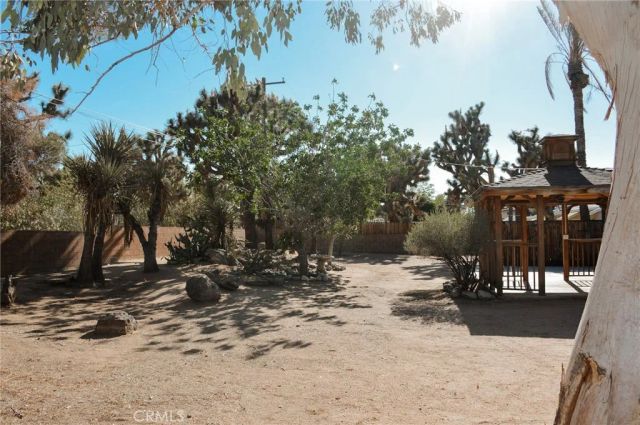56843 Carlyle Drive, Yucca Valley, CA 92284