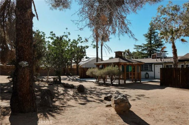 56843 Carlyle Drive, Yucca Valley, CA 92284