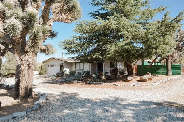 56843 Carlyle Drive, Yucca Valley, CA 92284