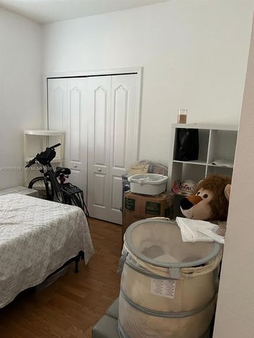 17820 NW 73rd Ave 200-1, Hialeah, FL 33015